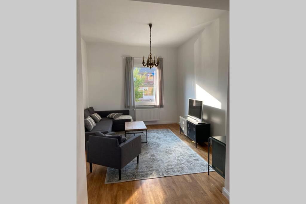 Wunderschoene Sanierte Wohnung Vor Den Toren Koelns Extérieur photo
